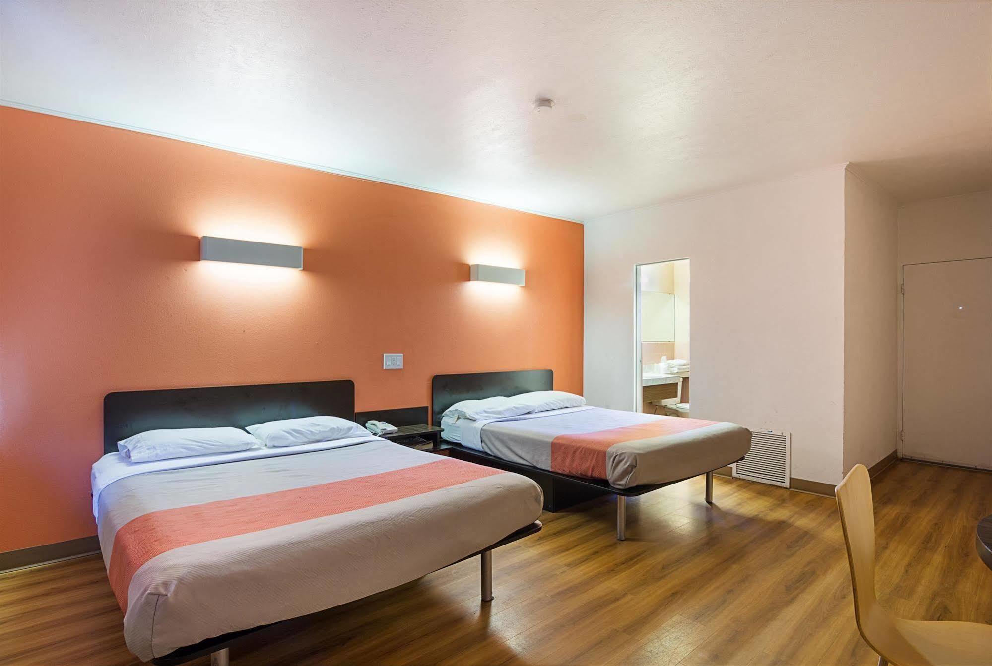 Motel 6 هوبز، نيومكسيكو المظهر الخارجي الصورة